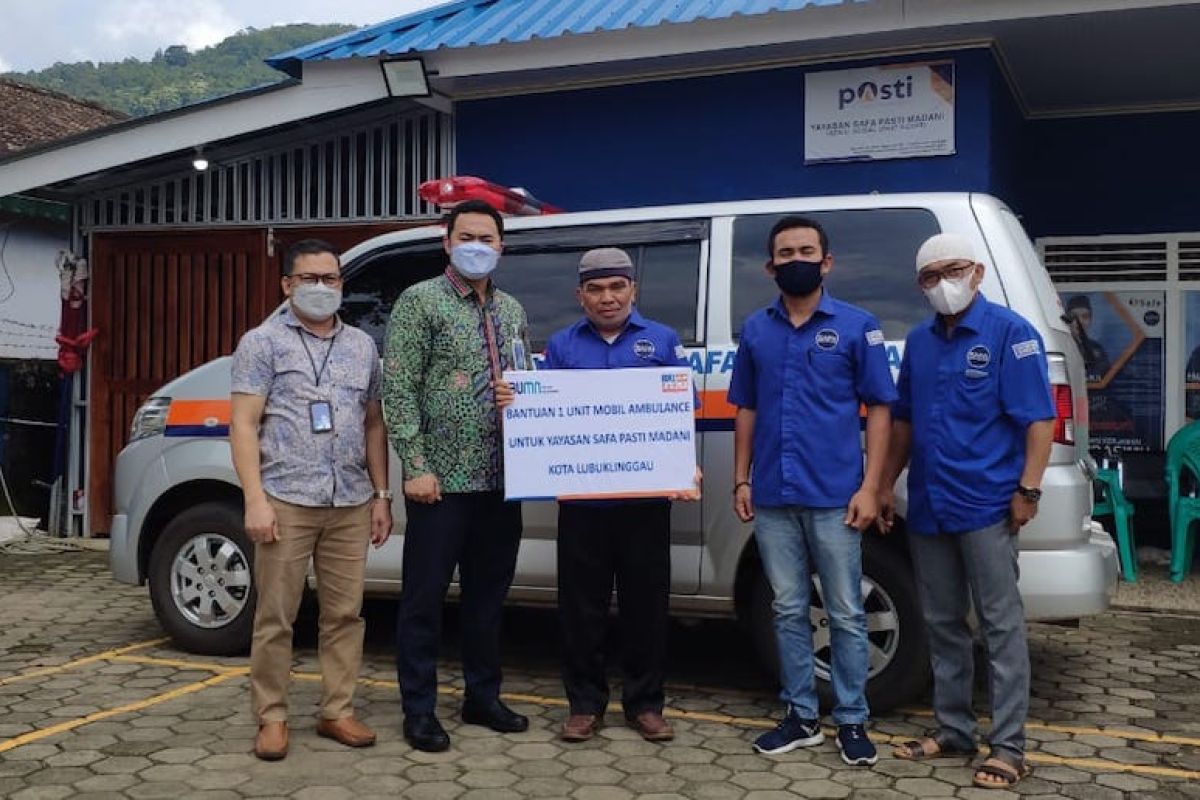 Bank BRI Cabang Lubuklinggau salurkan ambulans ke Yayasan Safa Mandiri Madani