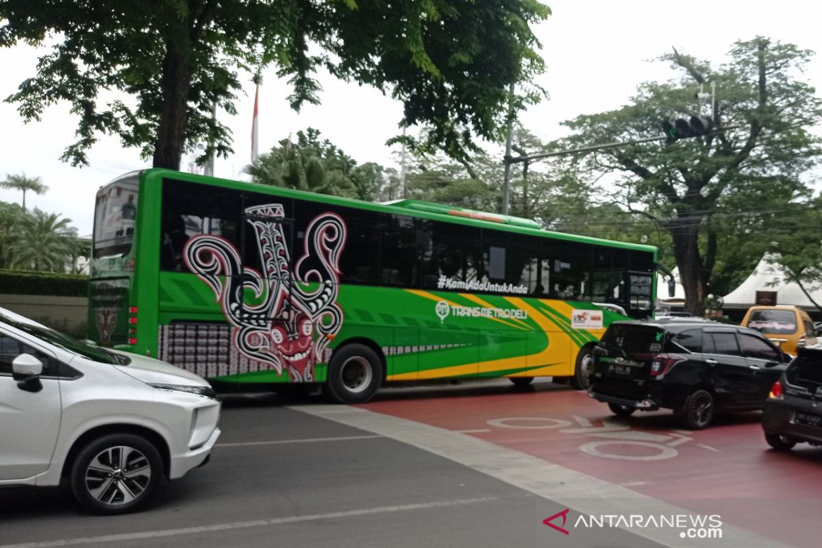 Angkot di Medan terdampak  kehadiran bus Trans Metro Deli