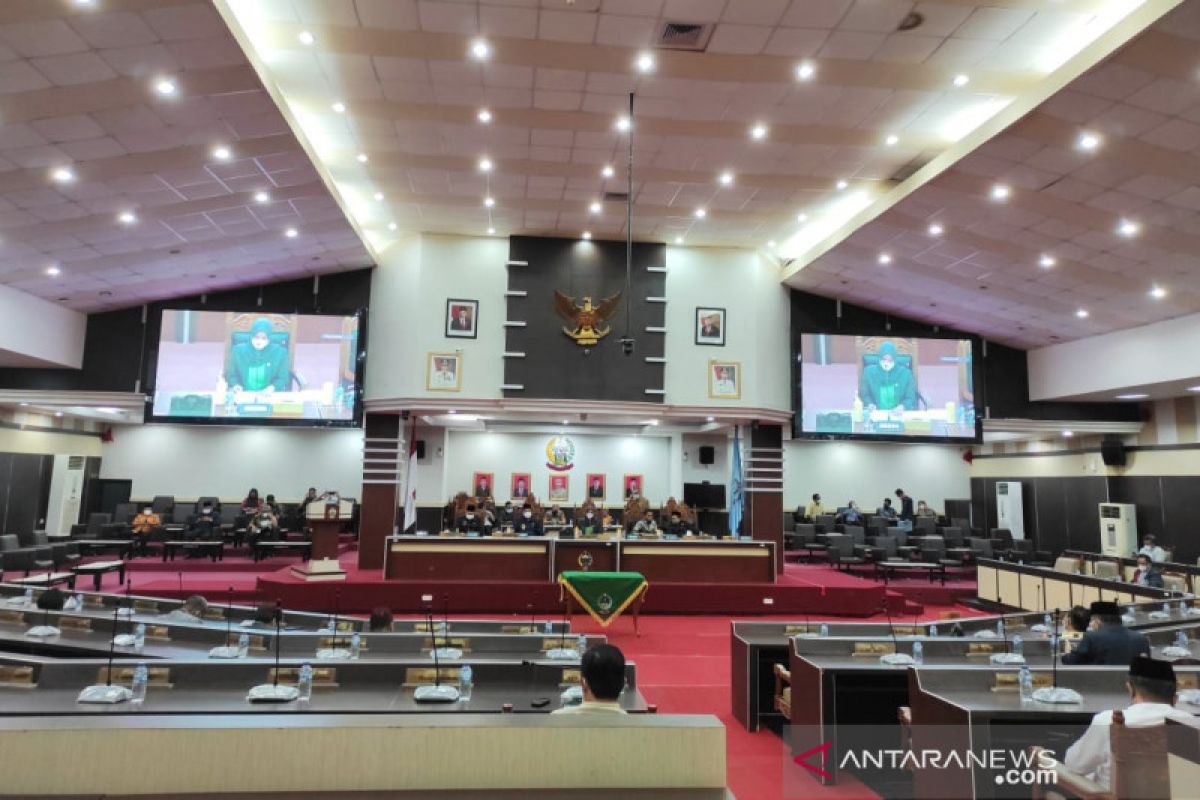 DPRD Sulsel ultimatum segera bongkar patung kuda di CPI Makassar