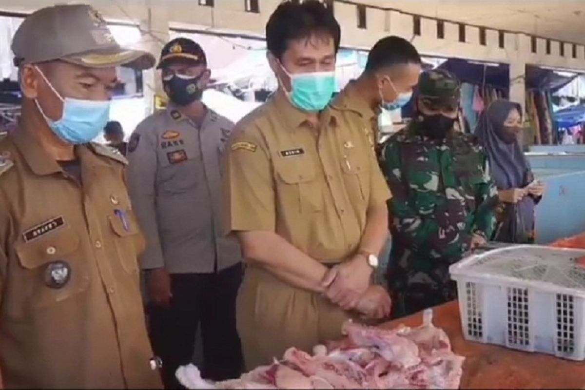 Sekda Muarojambi imbau warga berbelanja keperluan lebaran bermasker dan jaga jarak