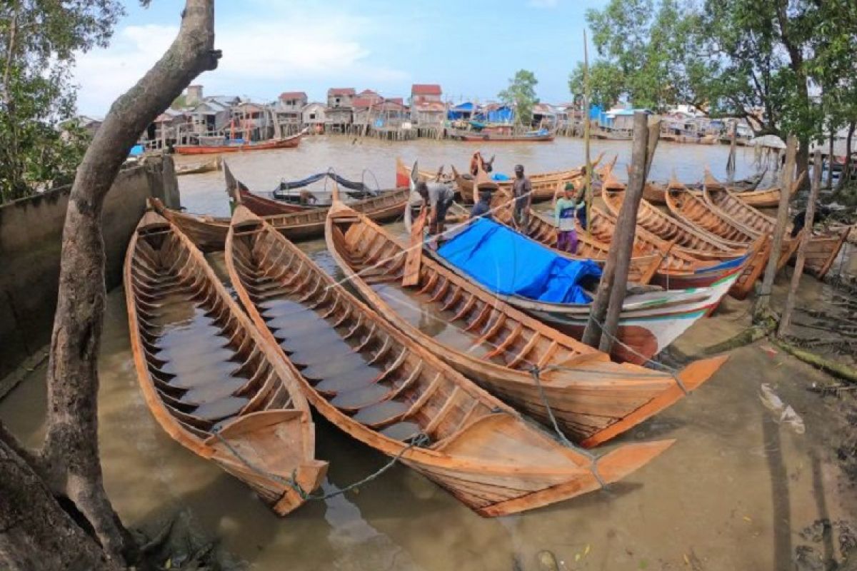 Penjualan perahu nelayan