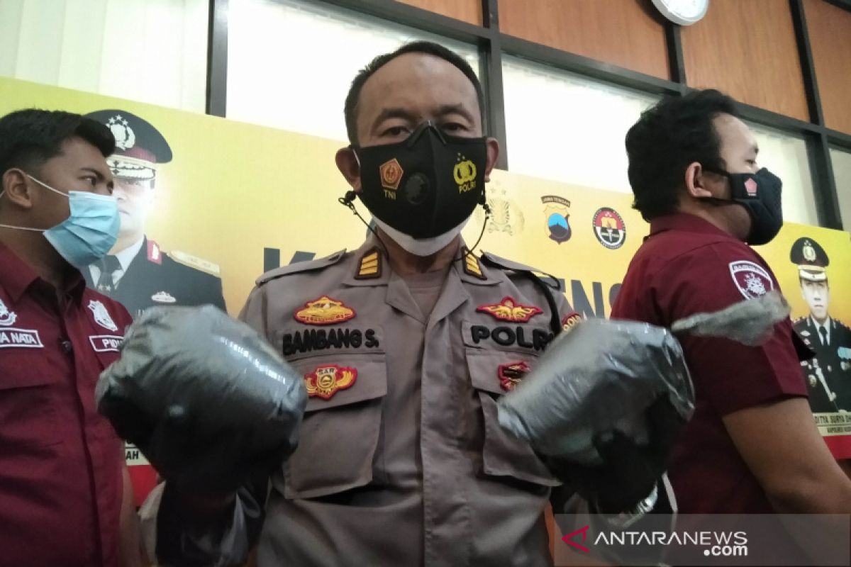 Polres Kudus sita 19,7 kg bahan untuk membuat petasan