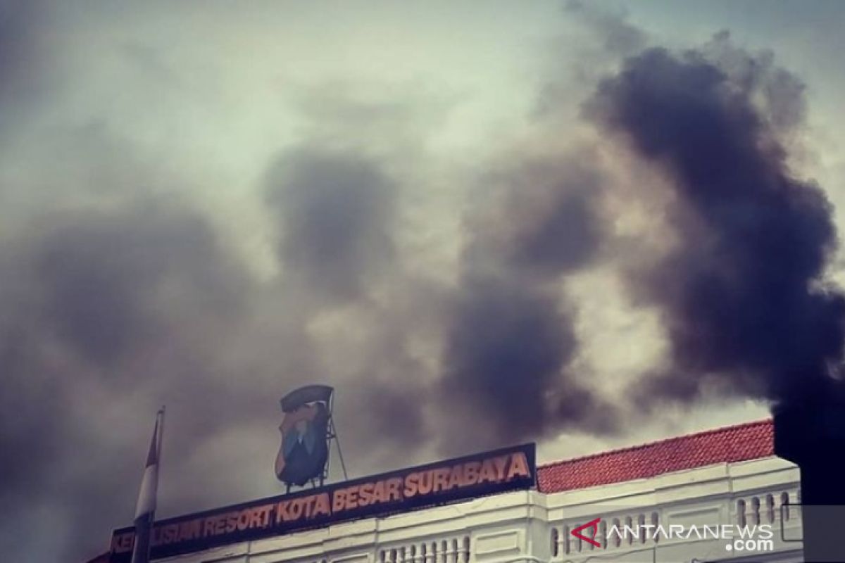 Sejumlah anggota Polrestabes Surabaya diciduk Propam atas dugaan terlibat narkoba
