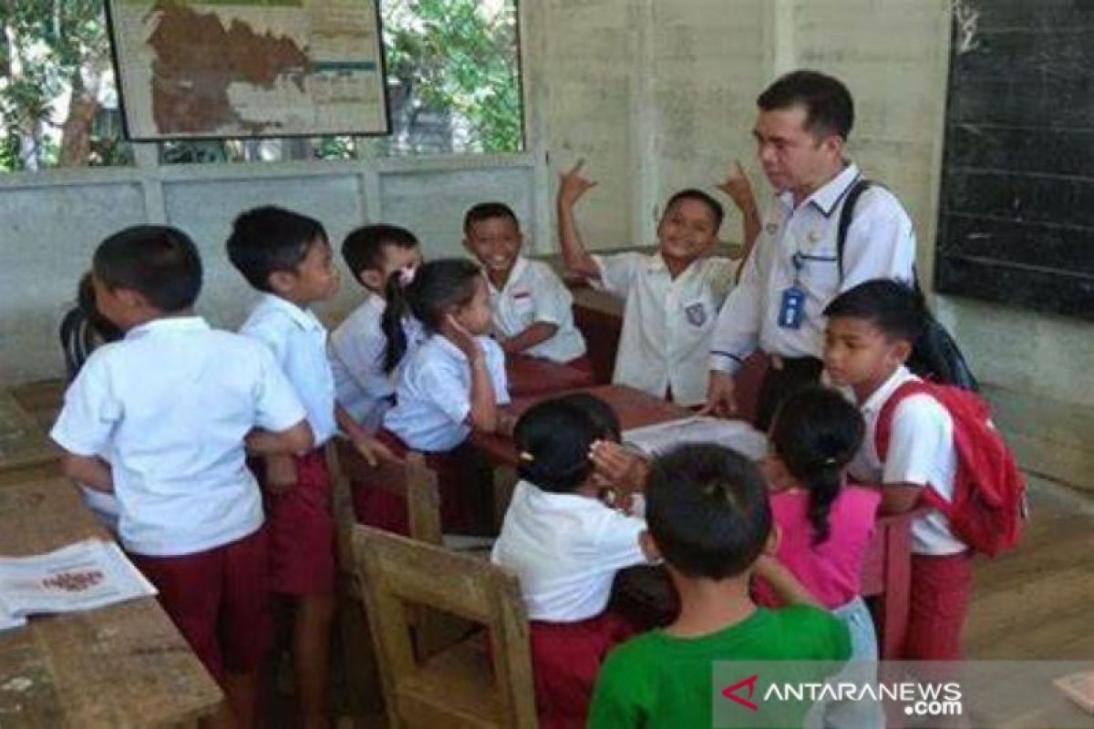 Lonjakan penularan  COVID-19, proses belajar tatap muka di Batam dihentikan