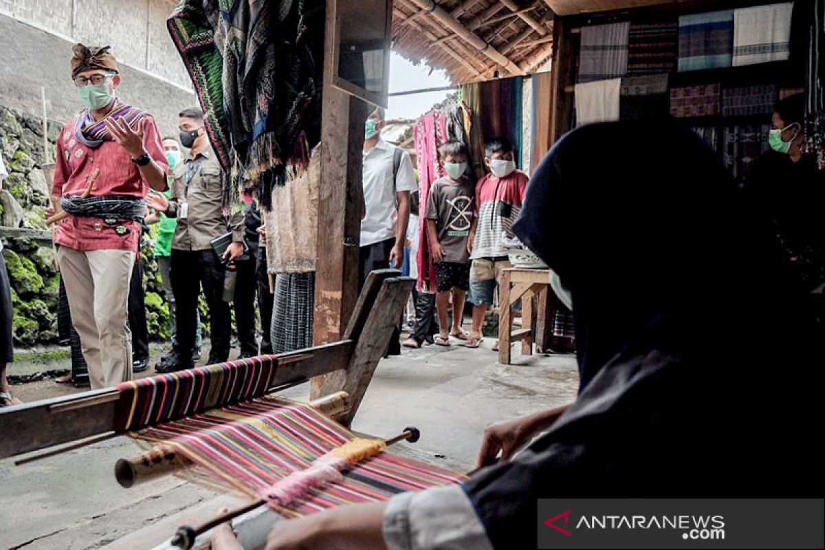 Sandiaga harapkan desa wisata jadi lokomotif kebangkitan parekraf