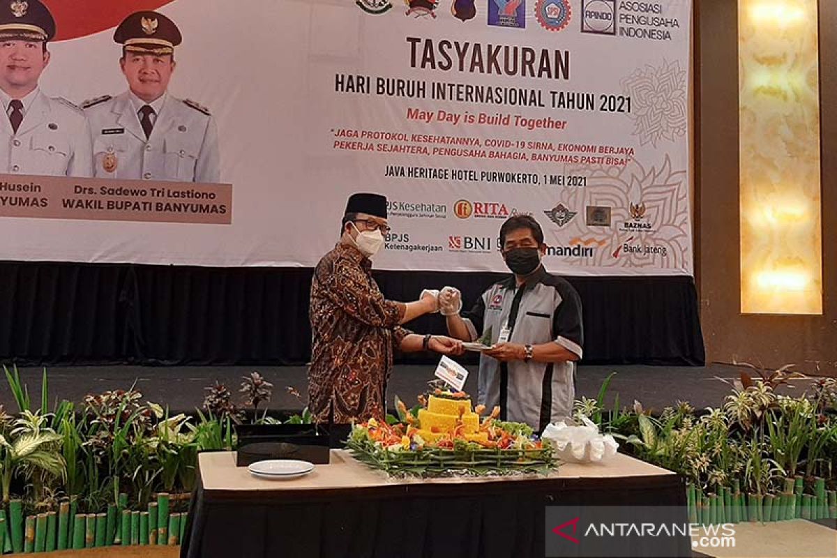 Ini ajakan Bupati Banyumas saat Tasyakuran Hari Buruh Internasional