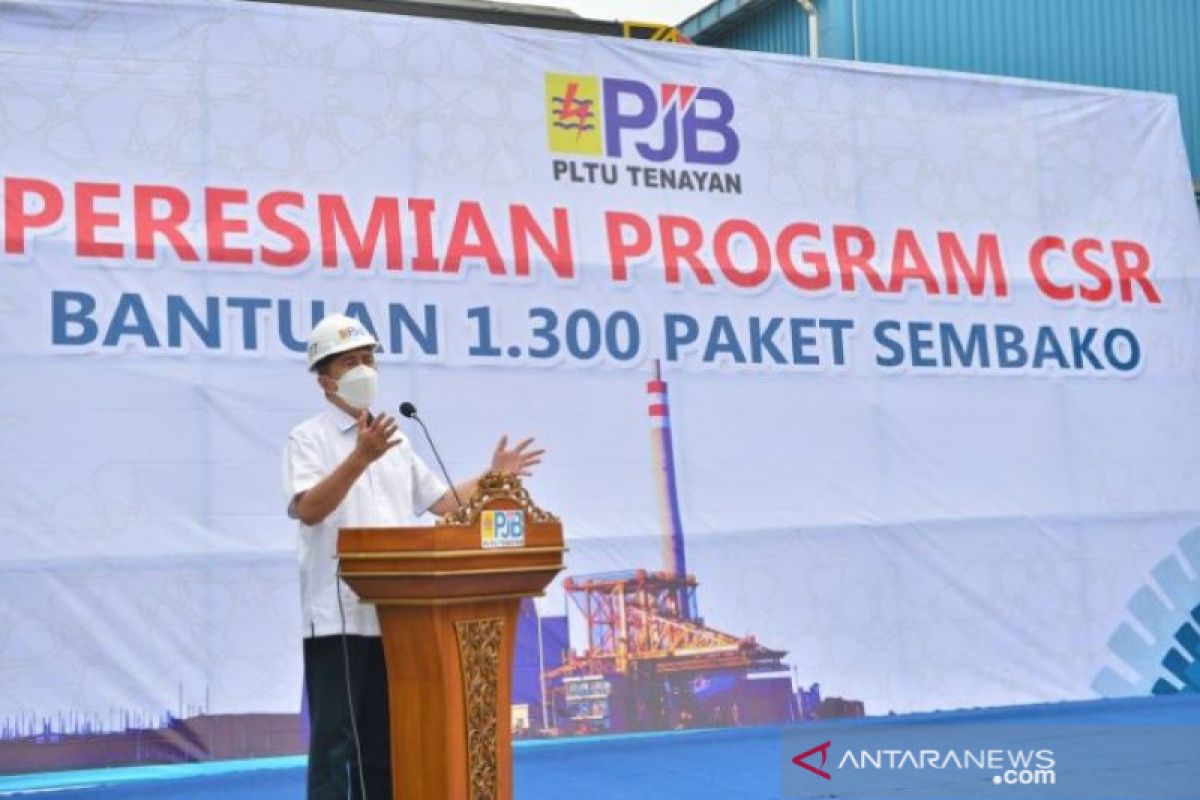 PLTU Tenayan distribusikan 1.300 paket sembako bagi warga Pekanbaru