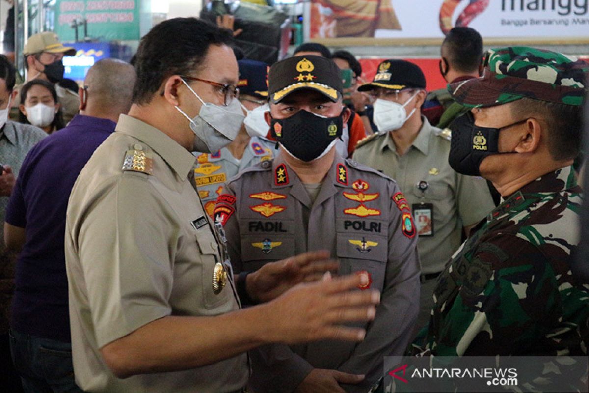 Anies kunjungi Tanah Abang bersama Kapolda Metro dan Pangdam Jaya