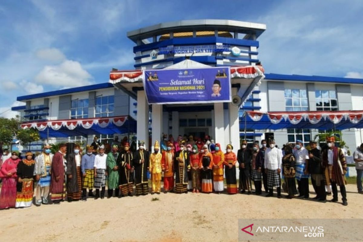 Merdeka belajar dan kepastian pendidikan