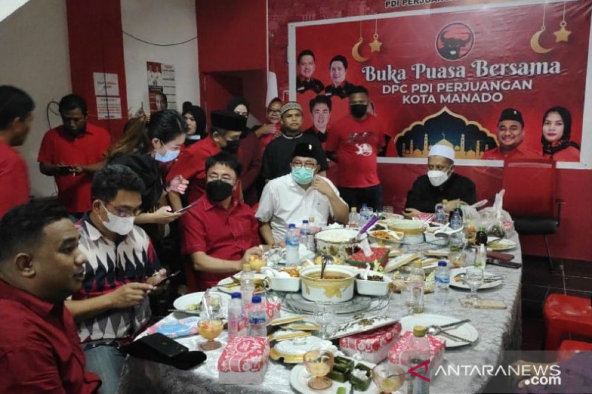 DPC PDIP Manado gelar buka puasa bersama