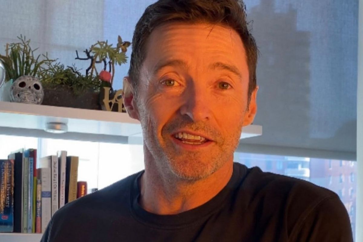 Hugh Jackman beri saran pada Ryan Reynolds soal "Deadpool 3"