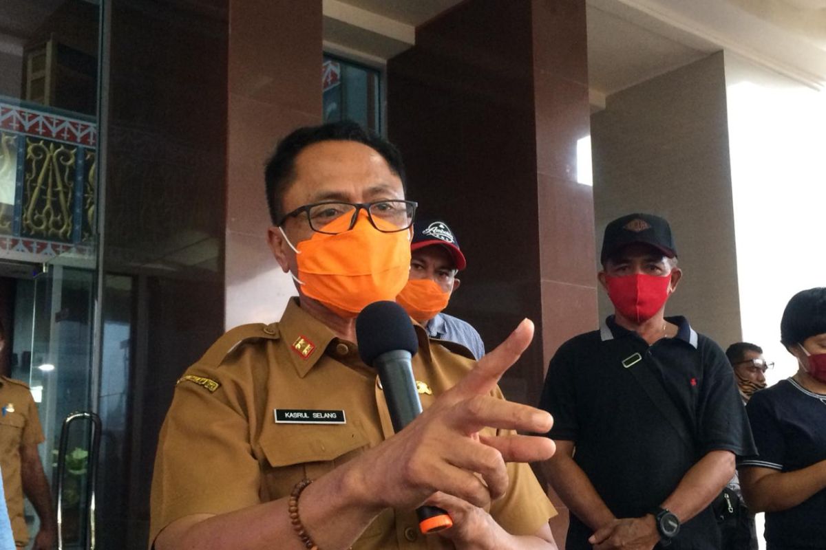 Perusahaan di Maluku diajak daftarkan karyawan ikut vaksinasi mandiri