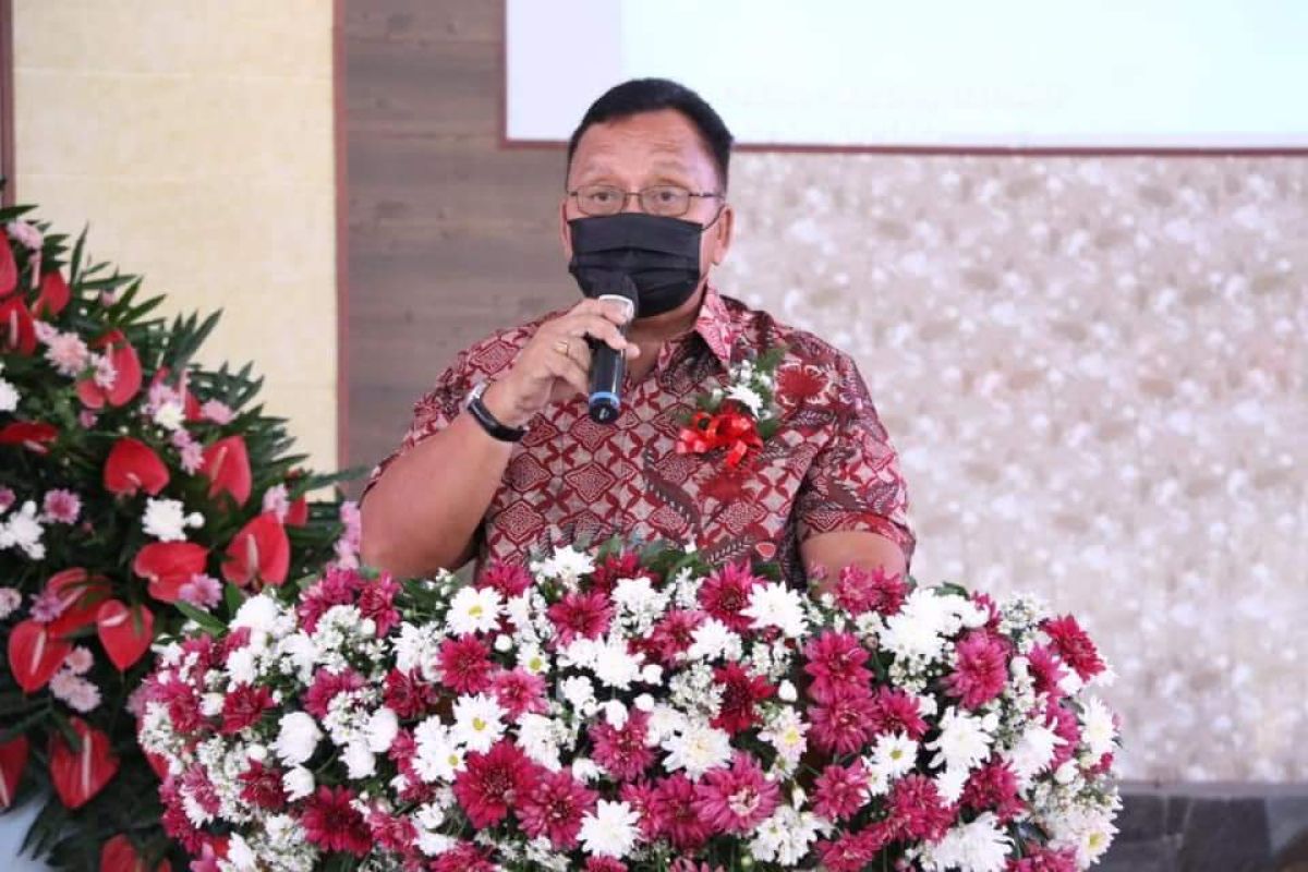 Robby Dondokambey dilantik Ketua Umum Panitia Festival Seni Pemuda GMIM