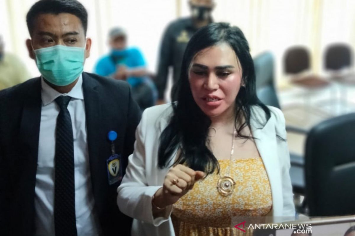 DPRD Medan mediasi Ratu  Entok dengan perawat