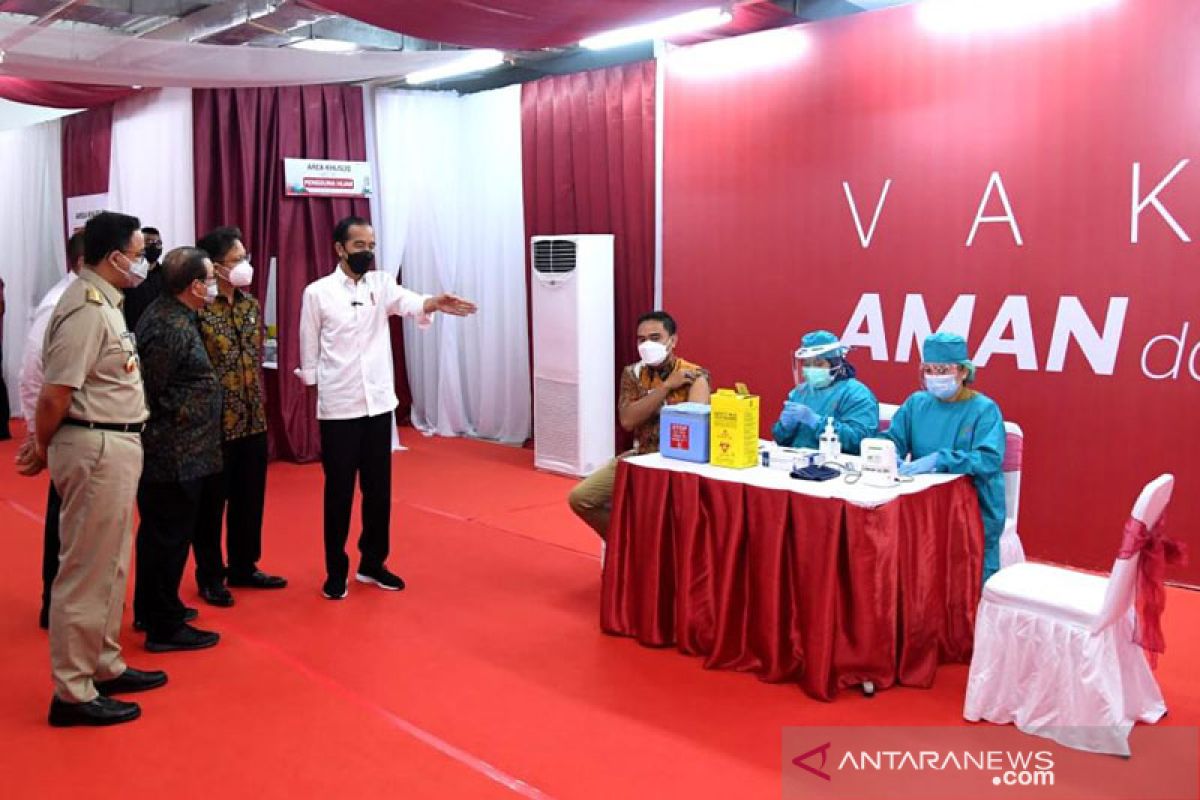 Jokowi ingatkan jajaran antisipasi perkembangan teknologi kesehatan