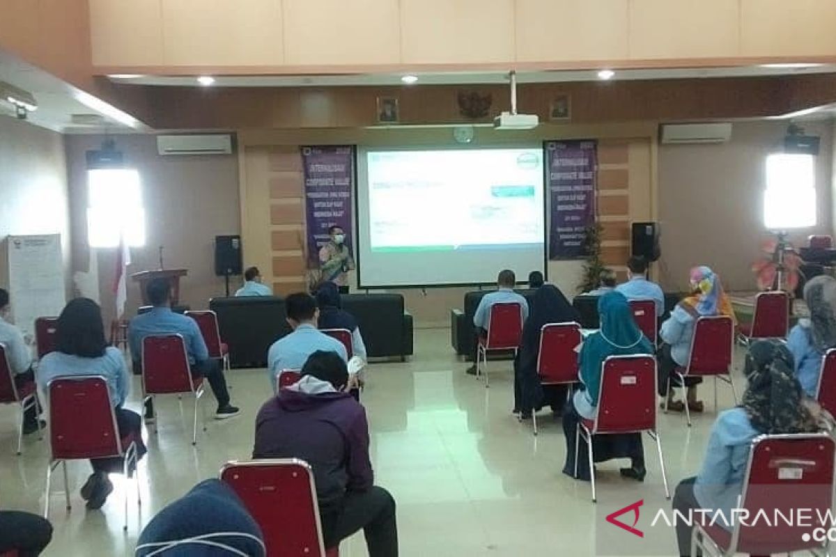 BPJS Kesehatan Padang berikan sosialisasi dan pemahaman program JKN-KIS di KPP Pratama