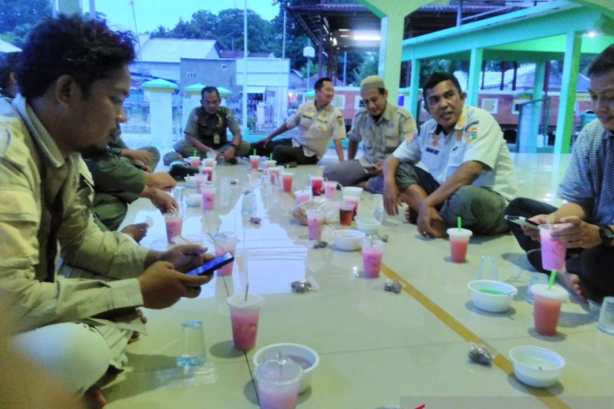 Ini kebiasaan berbuka puasa di Pulau Sabira