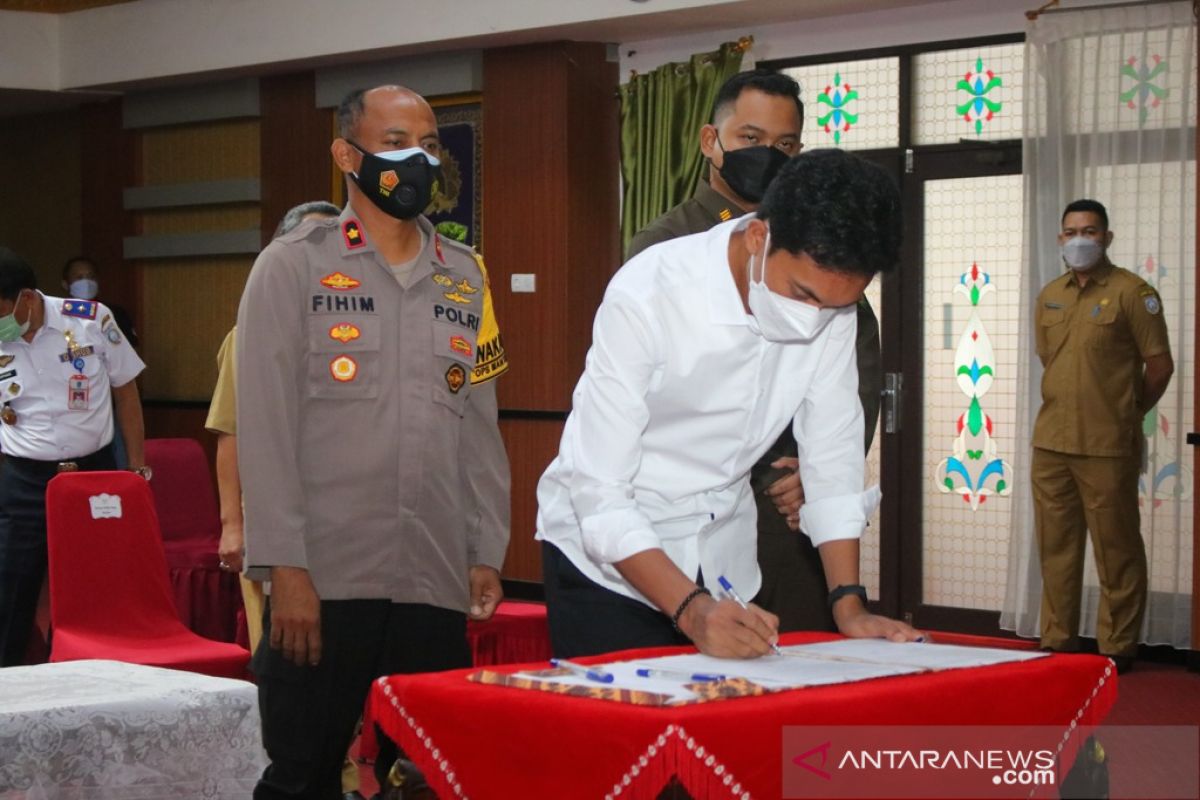 Bupati pimpin deklarasi damai pemilihan pembakal serentak