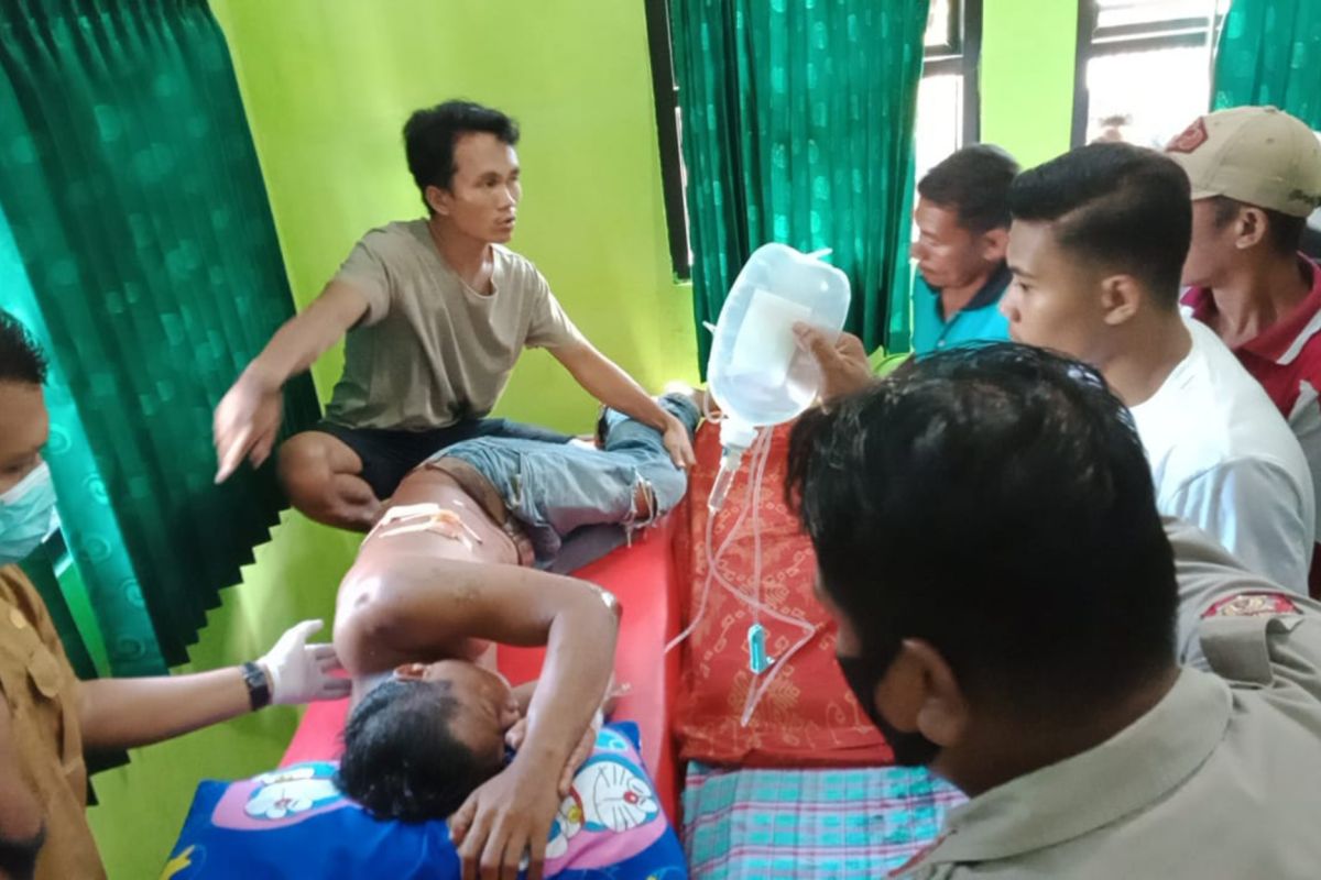 Dua remaja aniaya seorang pria dan hujam tombak berkali-kali ke tubuh korban