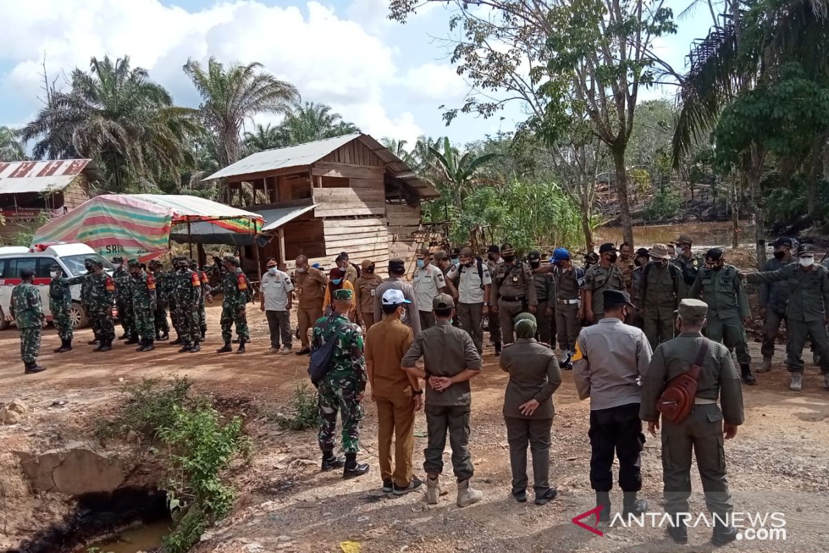 Tim gabungan gelar sosialisasi penertiban ilegal drilling di Batanghari