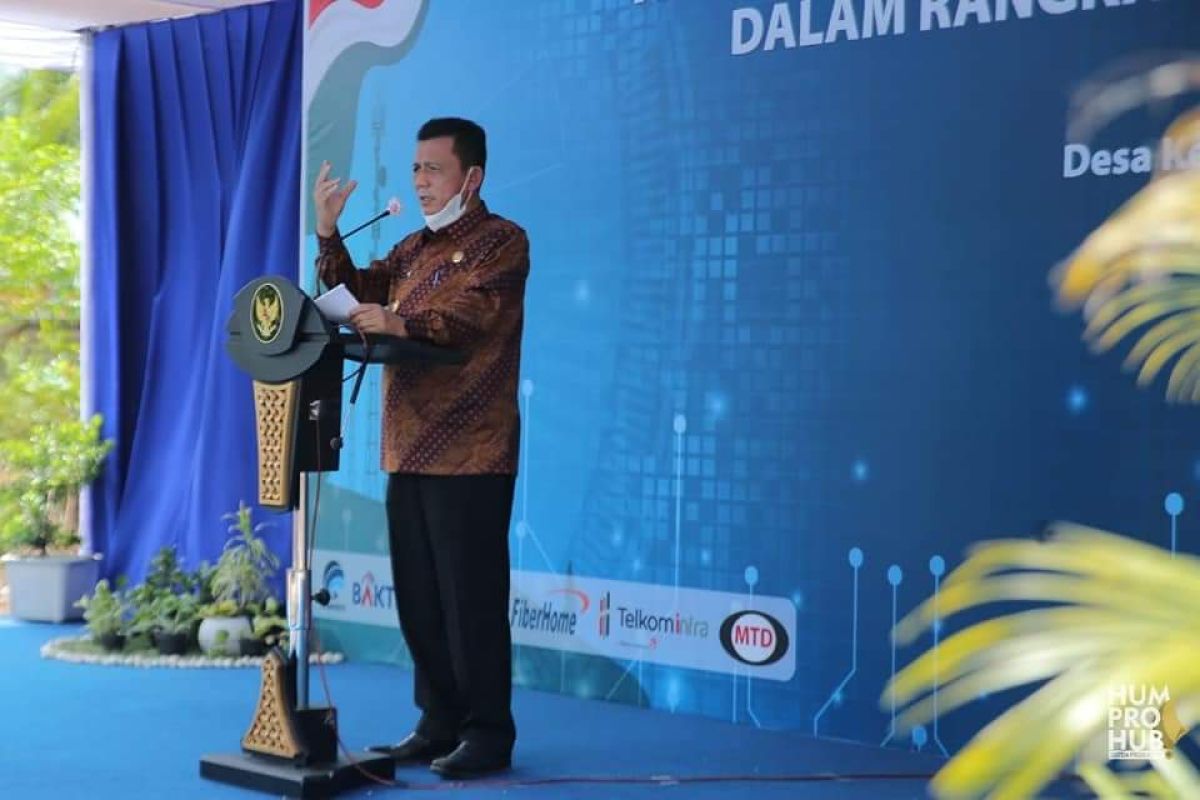 Gubernur resmikan ground breaking BTS bersama Menkominfo