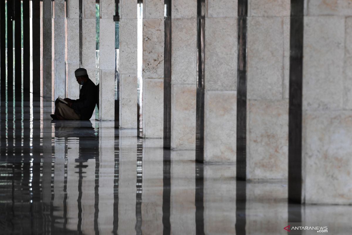 Masjid Istiqlal membatasi jamaah Shalat Jumat untuk pastikan protokol kesehatan