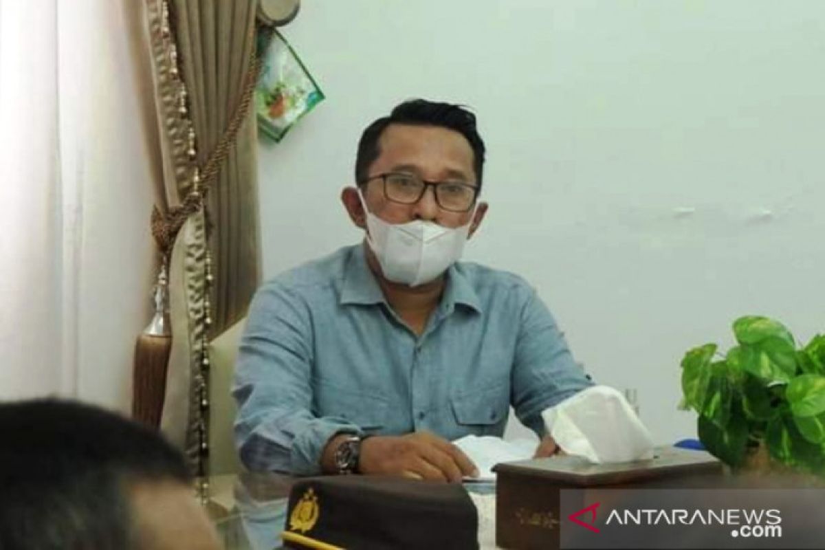 Cegah penularan, pemudik rantau Tanah Datar-Sumbar dites cepat antigen