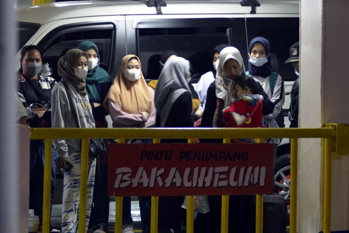 Satgas perketat pemeriksaan dokumen COVID-19  di Bakauheni