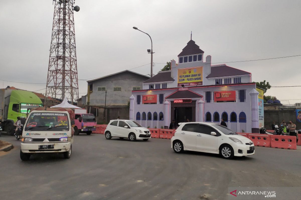 Polisi bangun 'Gedung Sate' di Cileunyi Bandung