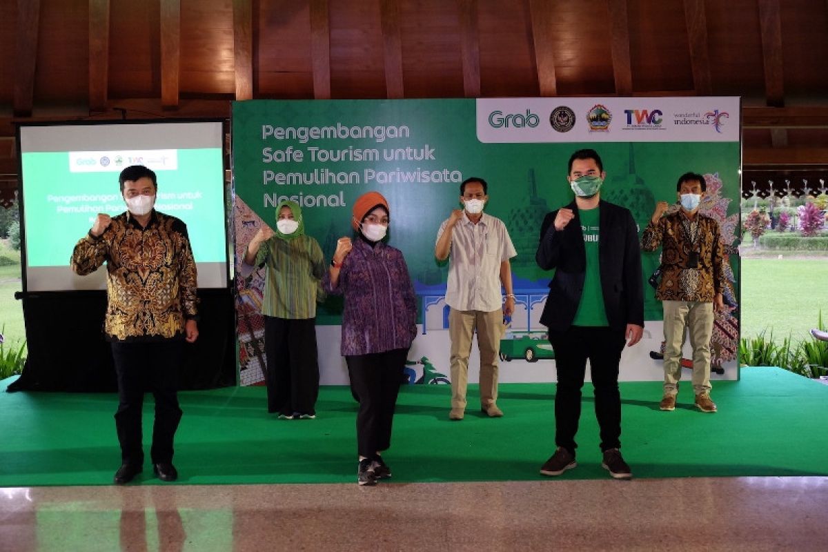 Kemenparekraf dan Grab berkolaborasi meningkatkan potensi wisata di destinasi super prioritas Borobudur