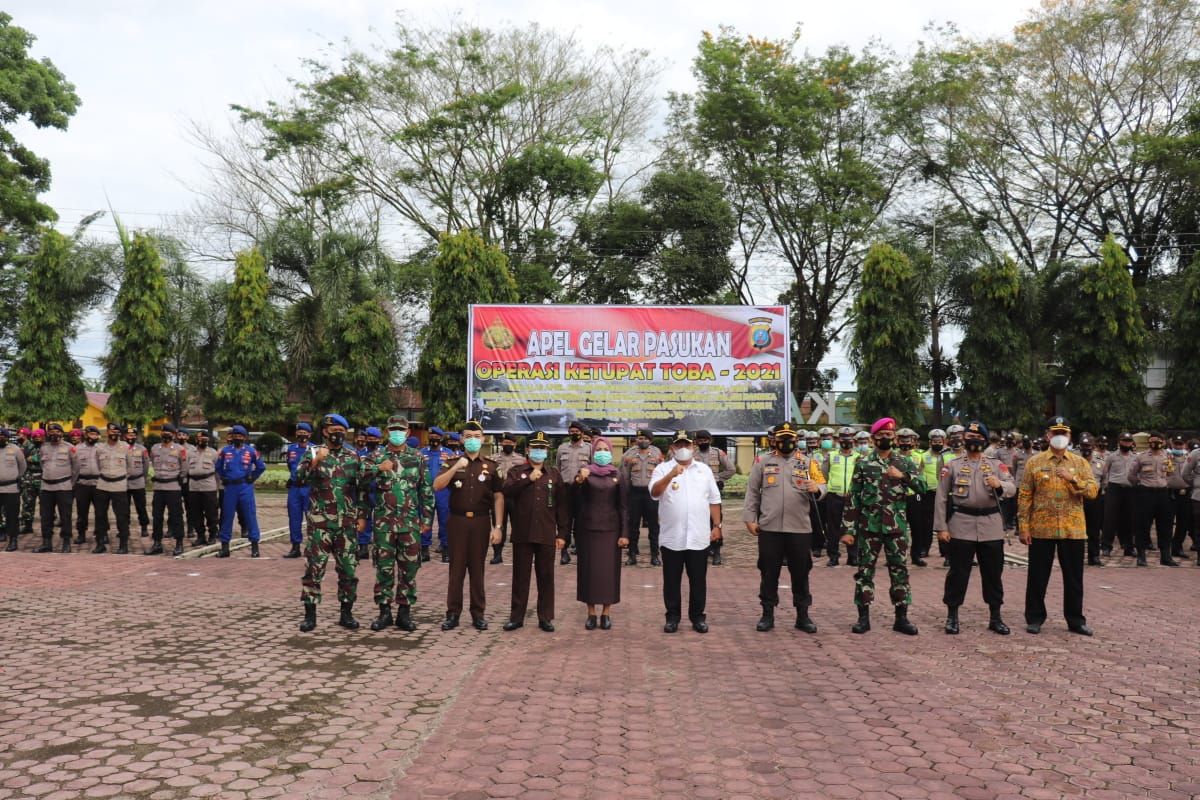 Bupati Langkat pimpinan apel gelar pasukan Operasi Ketupat 2021