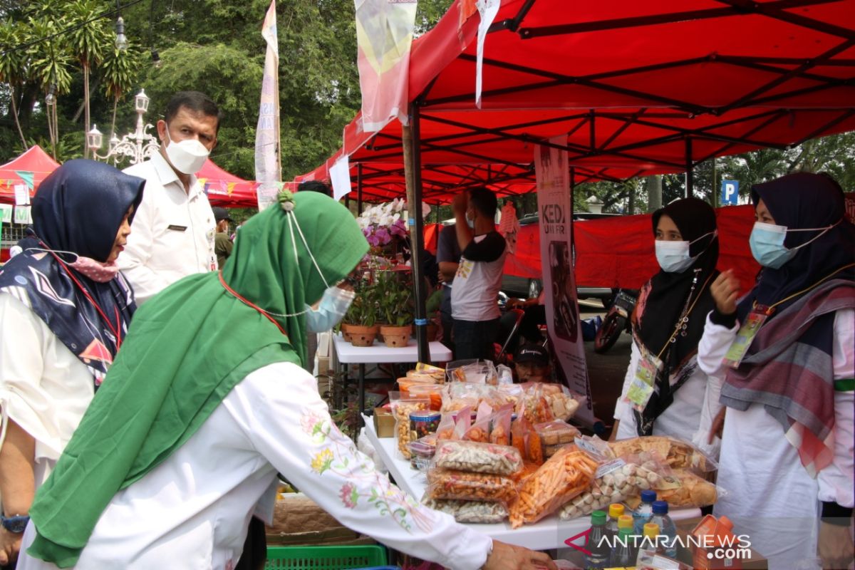 Bantu petani dan UMKM, Distan Kabupaten Serang gelar Pasar Tani