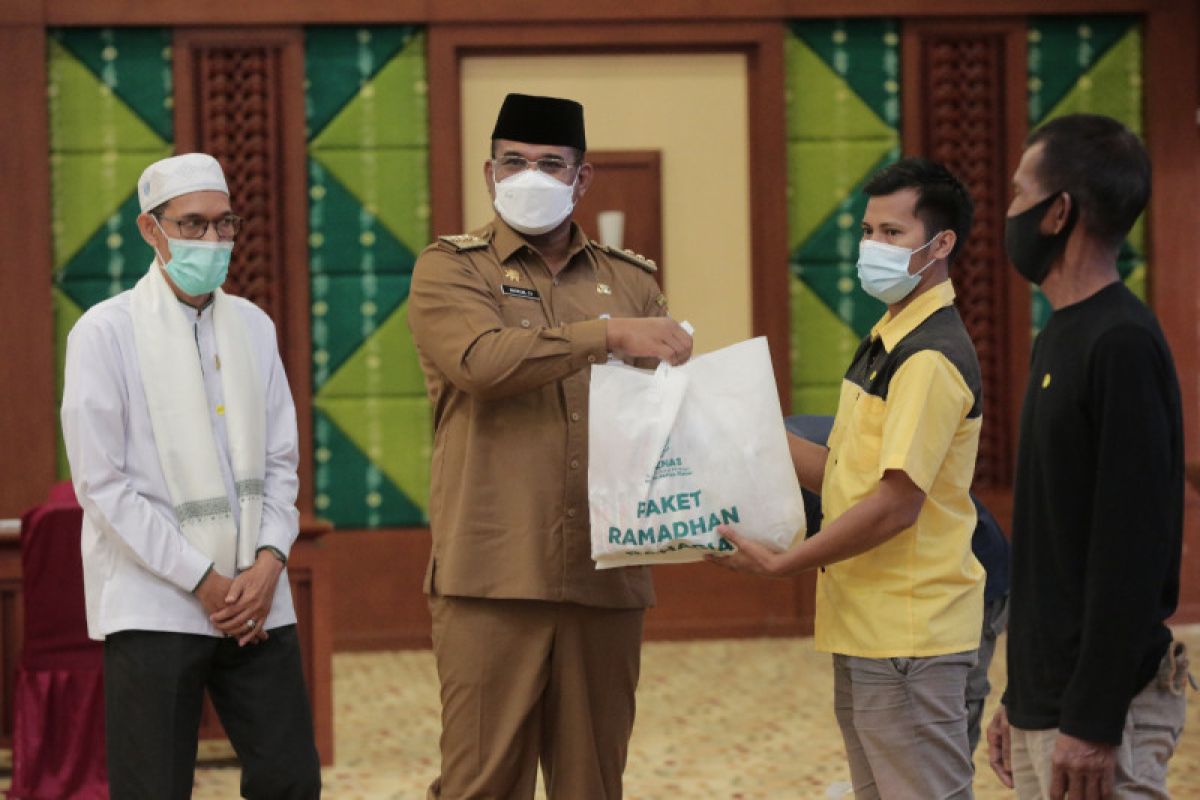 Baznas Kalsel targetkan Rp13 miliar melalui program gerakan cinta zakat