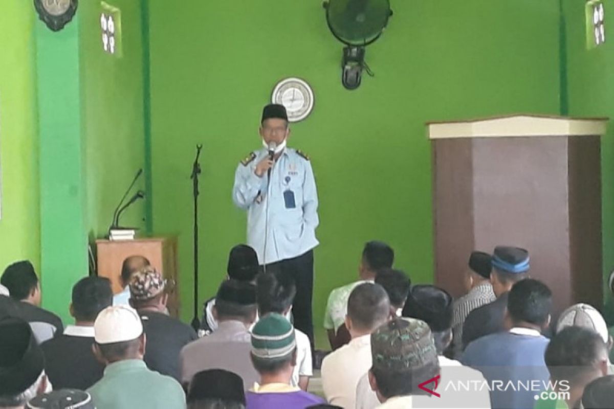 Kemenkumham Sulawesi Tenggara bimbing narapidana Rutan Raha agar menaati hukum