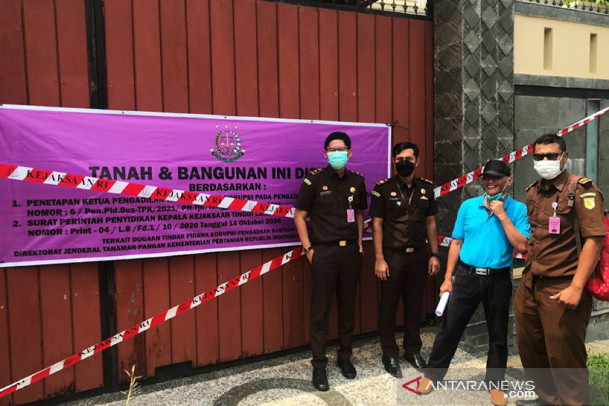 Kejati Lampung sita rumah dan gedung terkait korupsi benih jagung