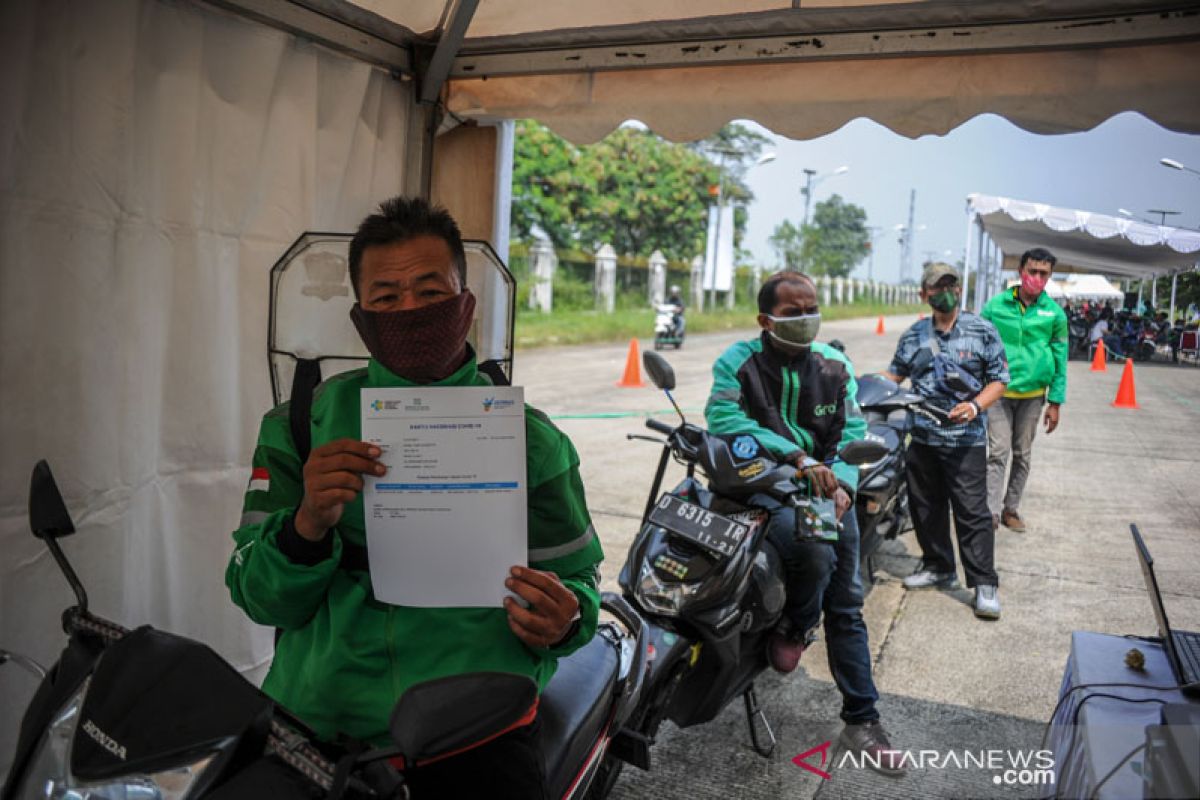 YLKI : Vaksinasi mitra pengemudi Gojek lindungi konsumen