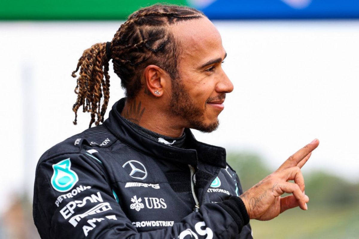 Hamilton meraih Laureus Award atas perjuangan memerangi rasisme