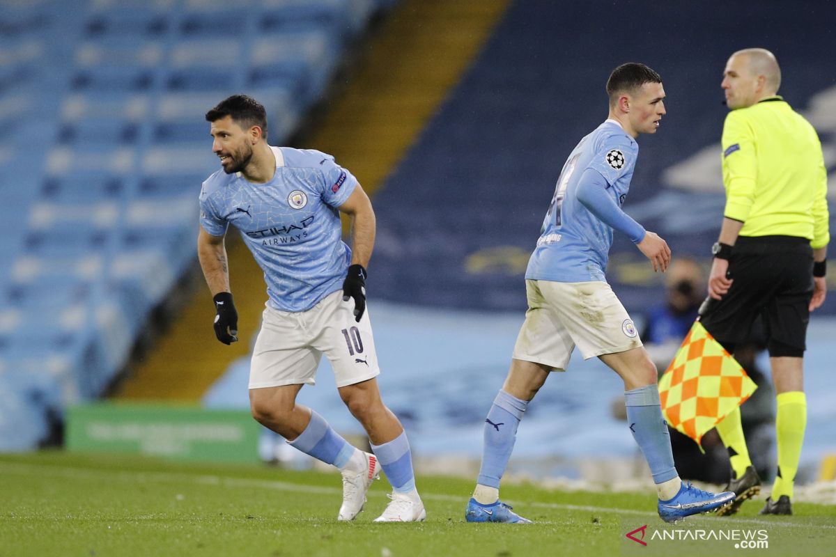 Barcelona dikabarkan telah berbicara dengan agen Sergio Aguero