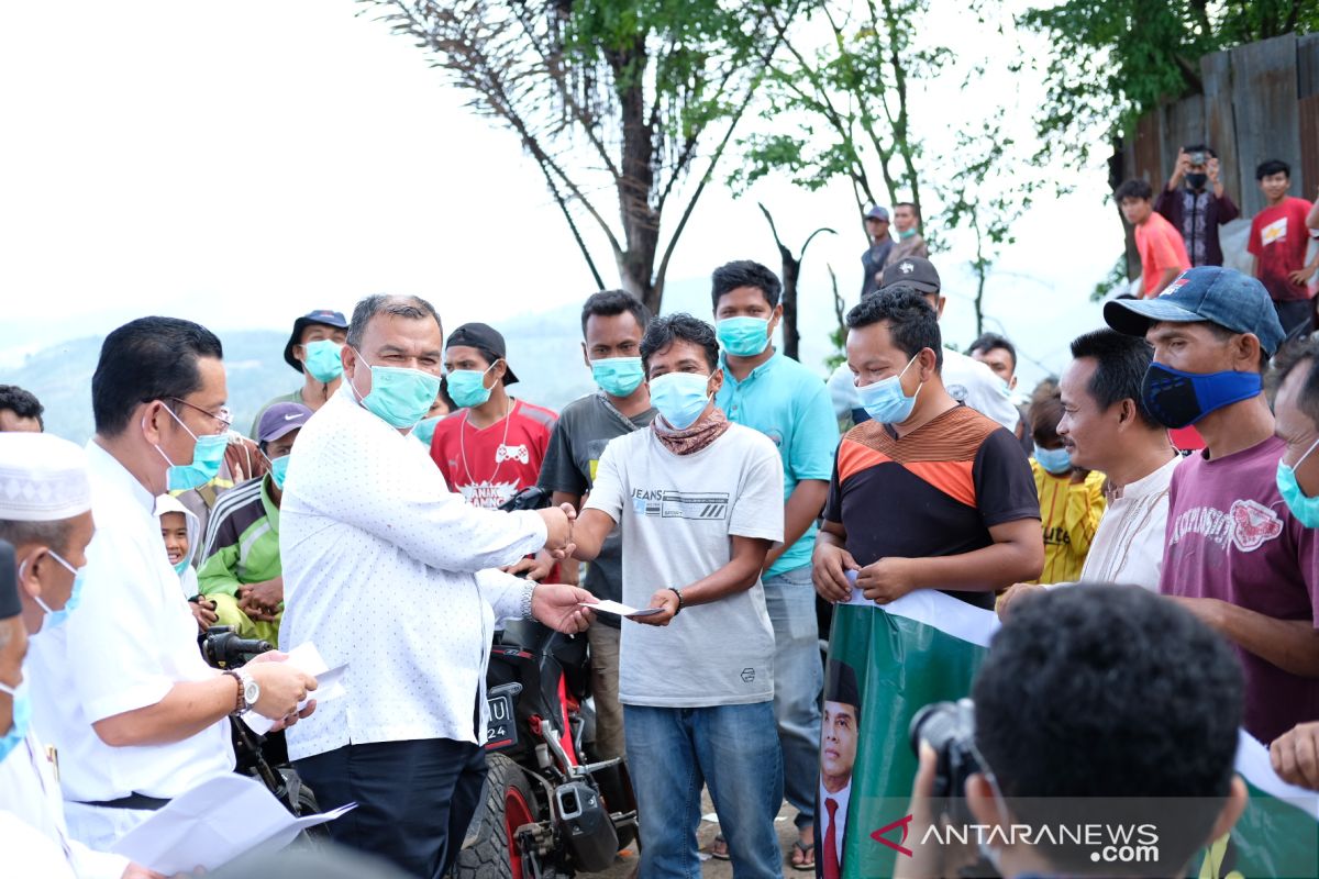 Kemenag Padangsidimpuan salurkan zakat profesi kepada 2.000 penerima