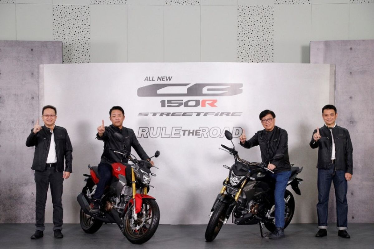 Ini dia tampilan baru Motor Naked Sport All New CB150R Streetfire yang makin gagah