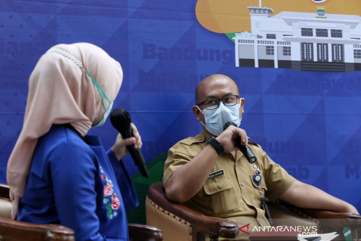 Disdagin Bandung siap tindak pedagang yang menimbun stok pangan