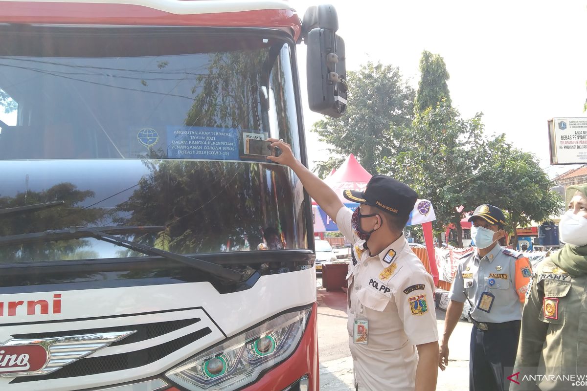 20 armada di Terminal Kalideres siap layani penumpang non-mudik