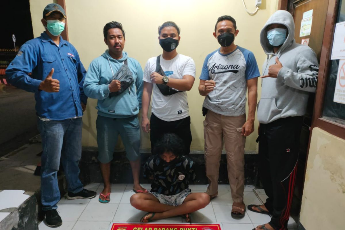 Polisi gagalkan transaksi narkoba di Taman RSUD Dompu, 7 poket sabu diamankan