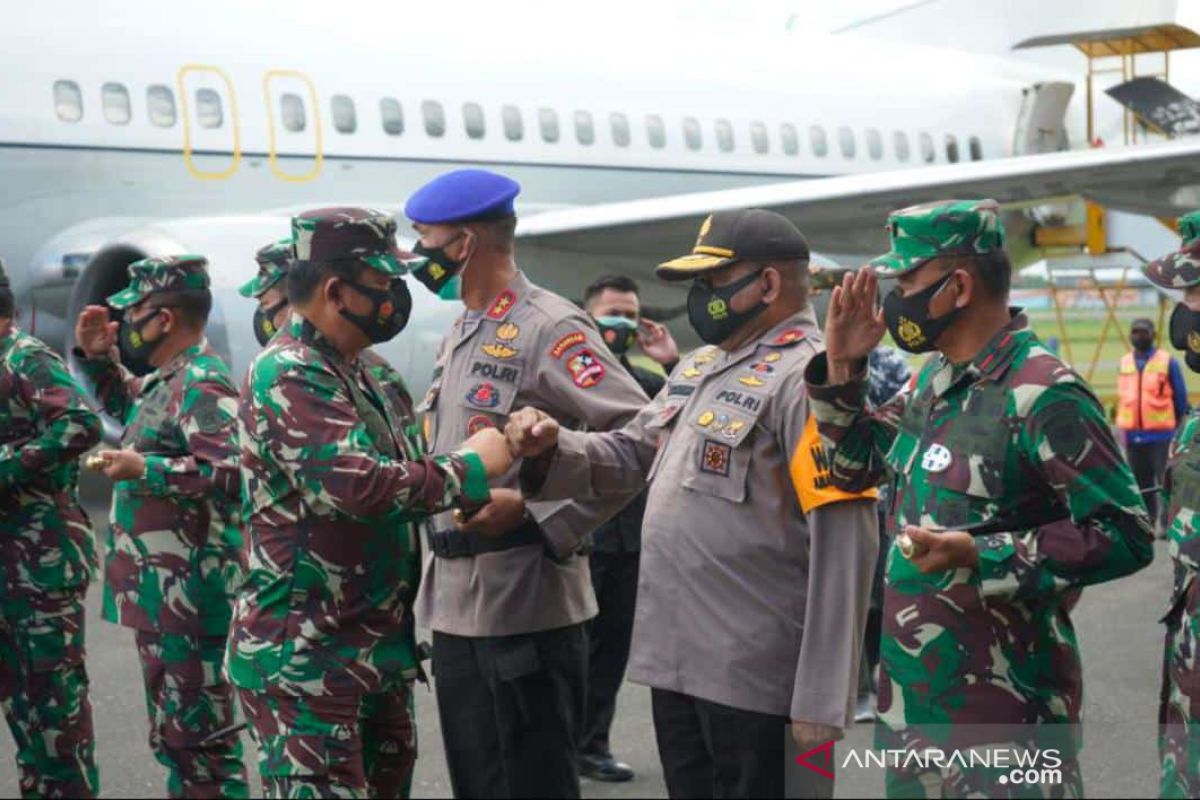 Panglima TNI dan Kapolri berangkat ke Timika, pimpin rapat tertutup dengan semua jajaran TNI dan Polri