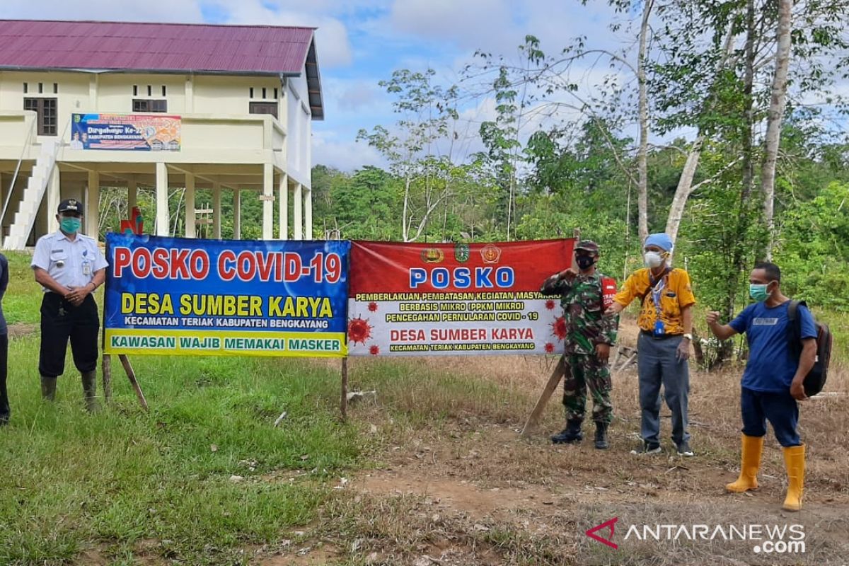 Satgas COVID-19 Kabupaten Bengkayang beri perhatian pada posko PPKM perbatasan