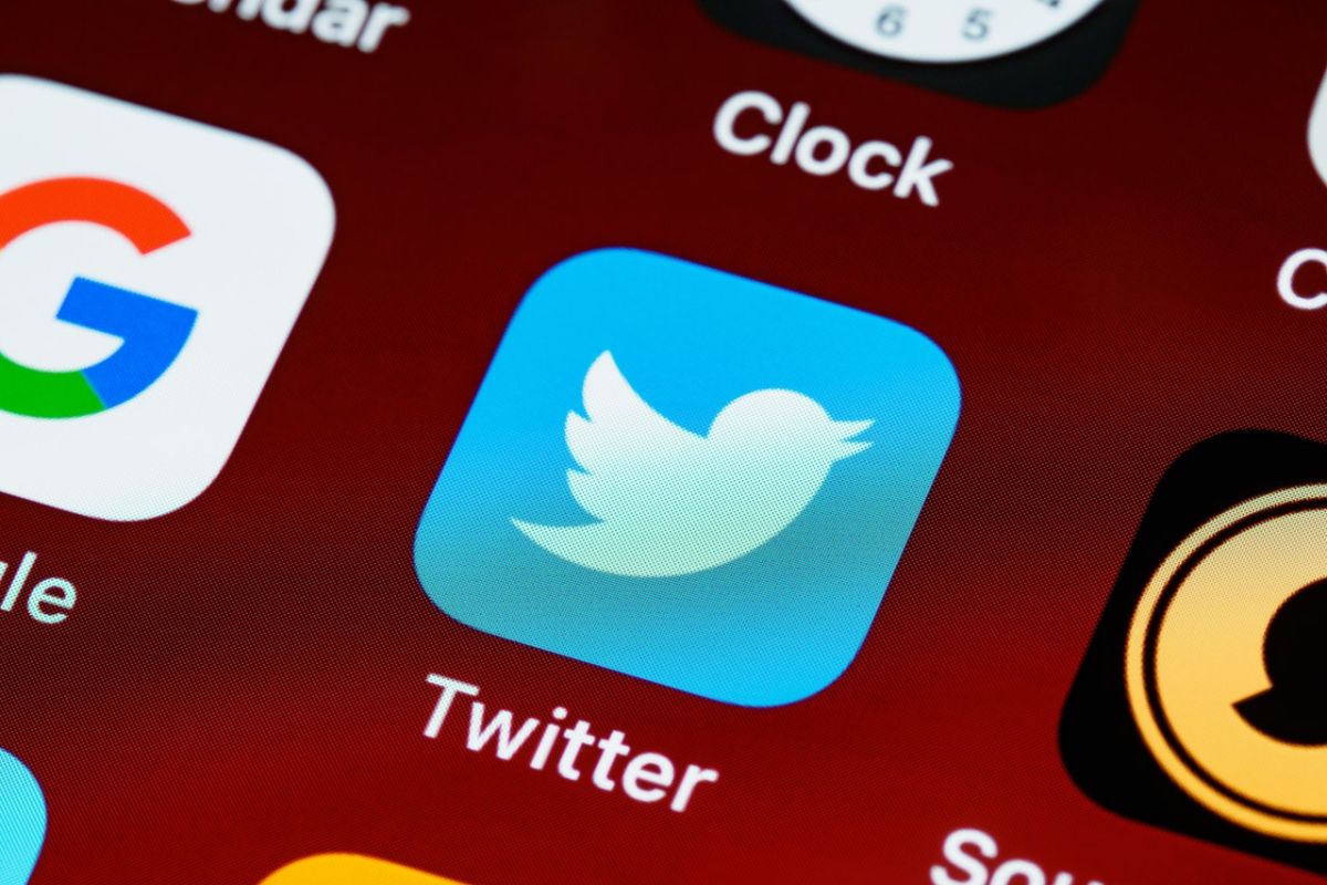 Twitter sediakan login dengan akun Google dan Apple