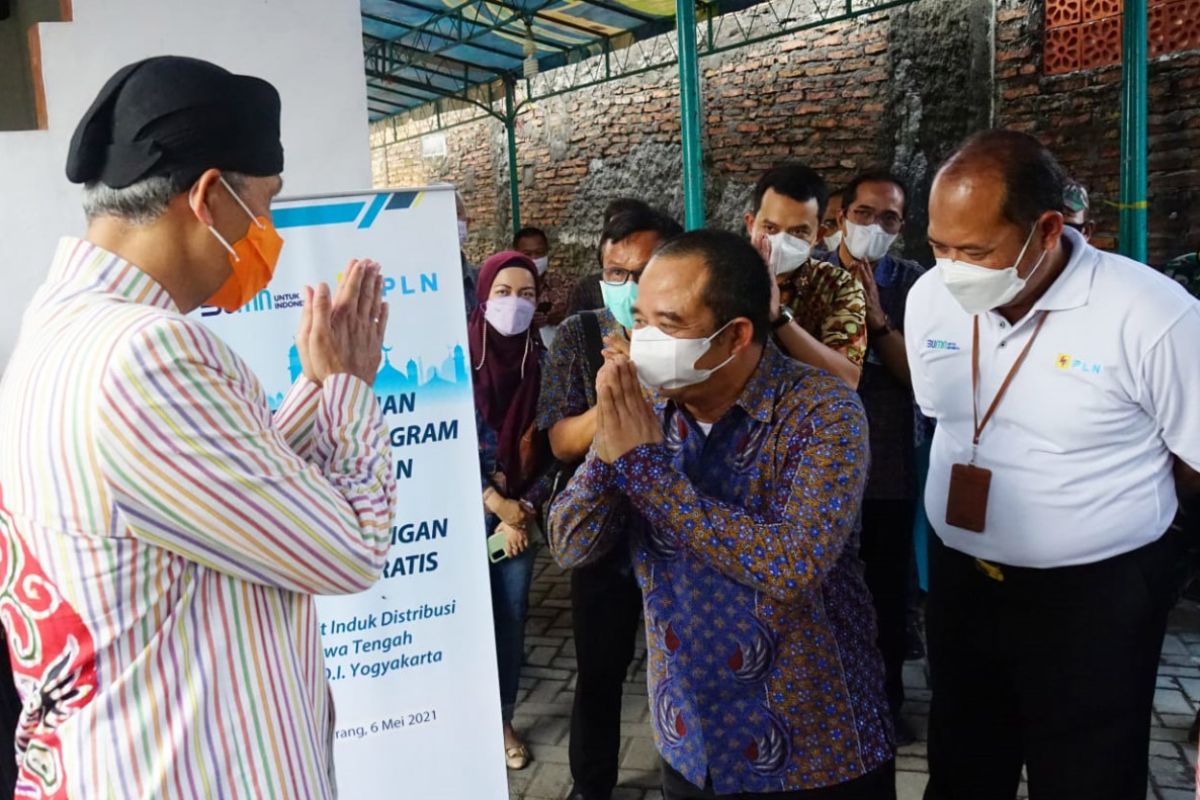 Ramadan Berbagi, PLN berikan bantuan listrik gratis di Jawa Tengah