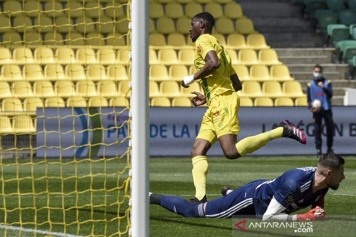 Nantes perkuat posisi hindari degradasi seusai cukur Bordeaux