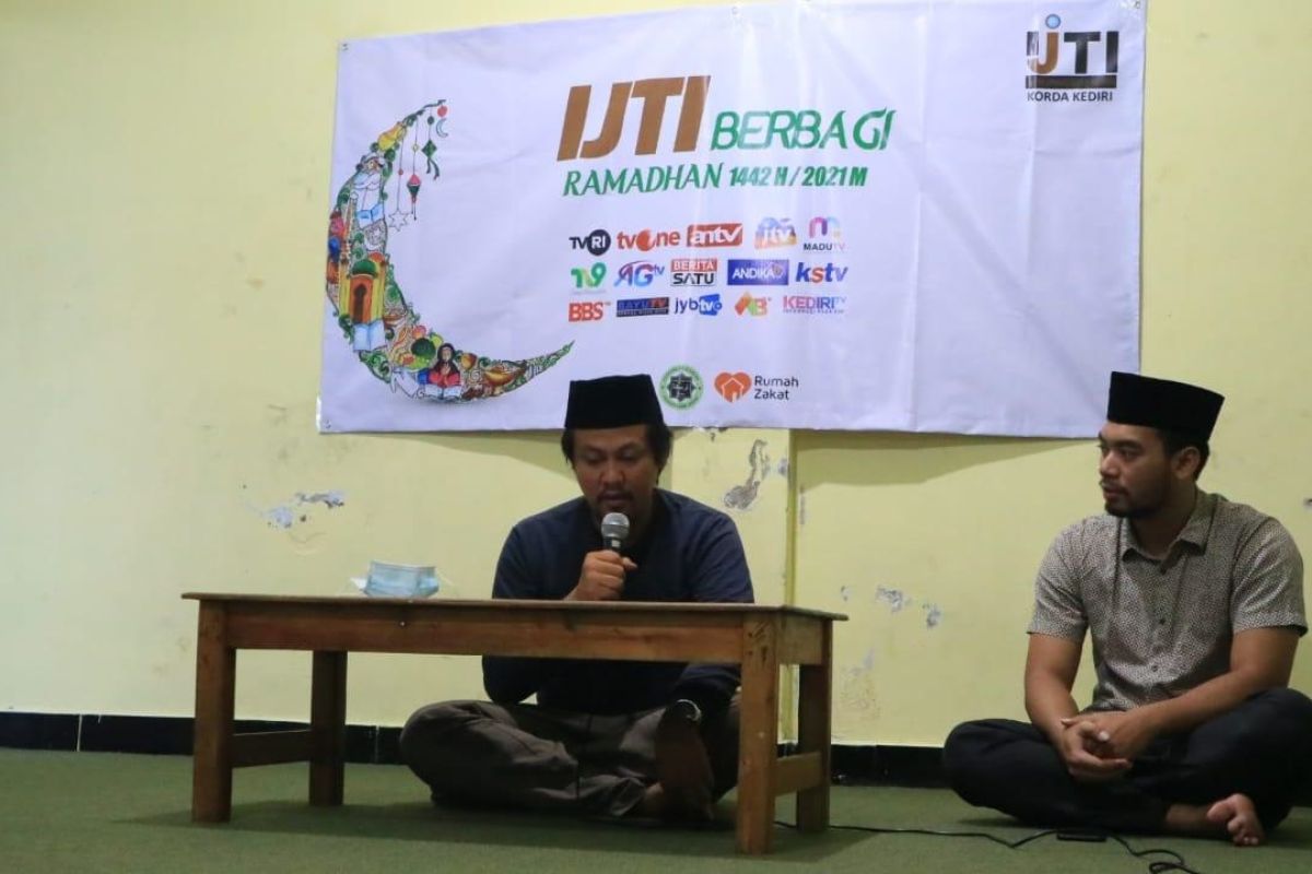 IJTI Korda Kediri berikan santunan pada yatim