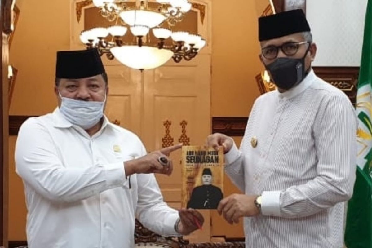 Temui gubernur, buku sejarah Habib Muda Seunagan akan disebar ke sekolah di Aceh